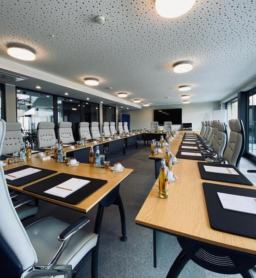 Intergroup Business&Design Hotel Ingolstadt Kosching Exterior foto