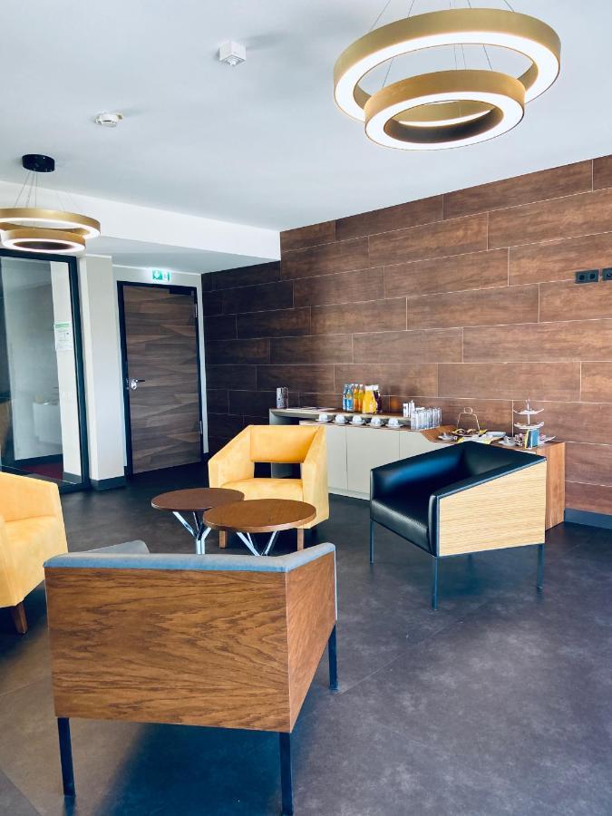 Intergroup Business&Design Hotel Ingolstadt Kosching Exterior foto